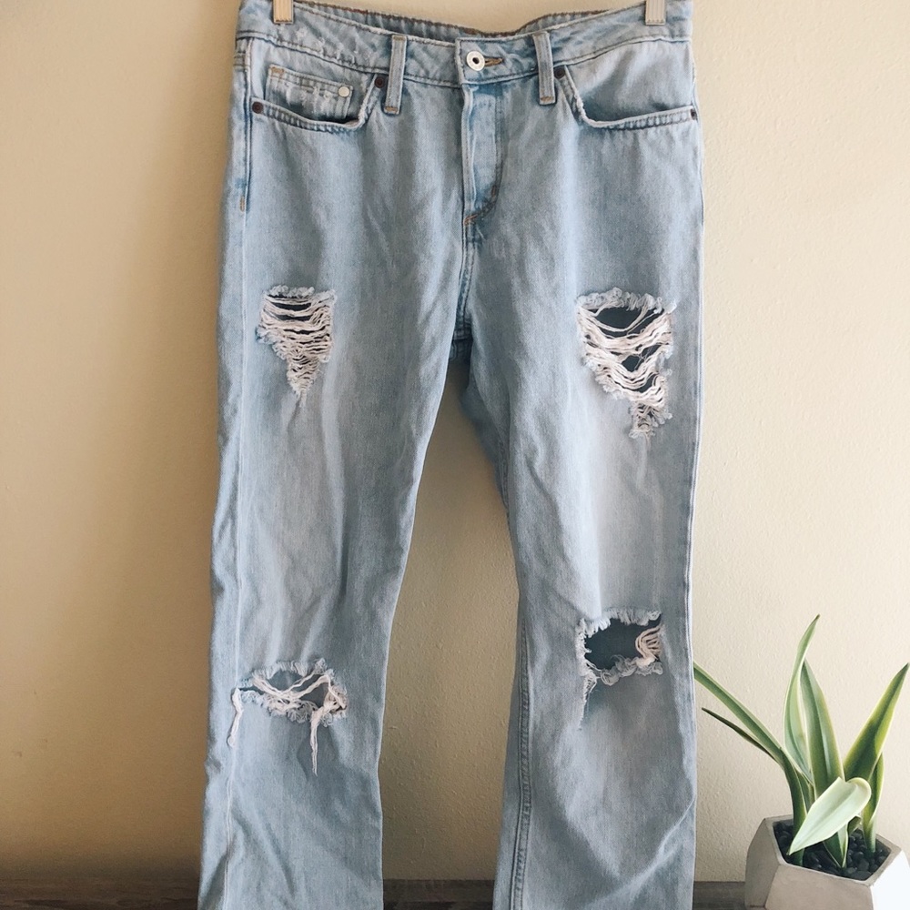 H&M Boyfriend Low Waisted Tapered Leg Jean